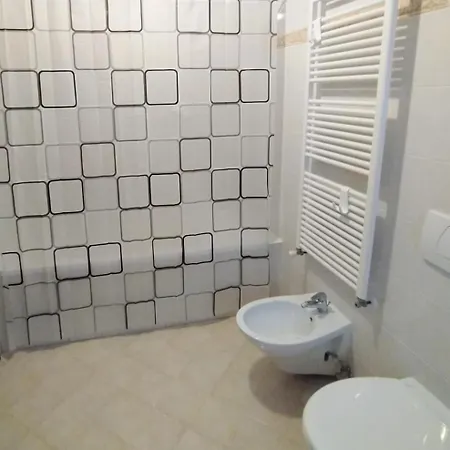 La Casa Al Bmor Love&lake Holiday home
