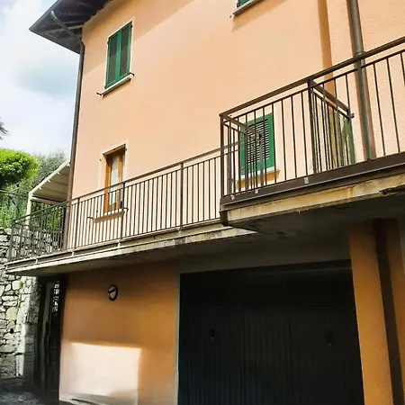 La Casa Al Bmor Love&lake Holiday home *